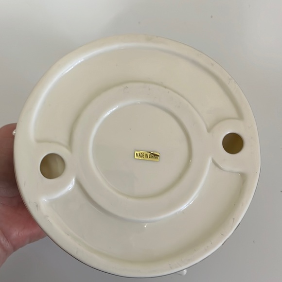 Ángel Pillar Holder from Trimmings Dillard’s. - Picture 10 of 15